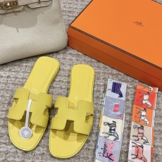 Hermes Slippers